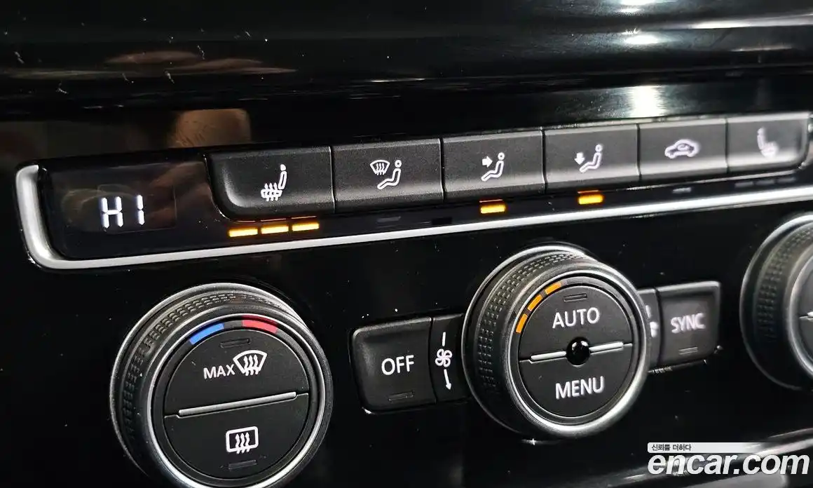 Volkswagen Golf 2016 2.0 Автомат в Москве № 215370, фото 17