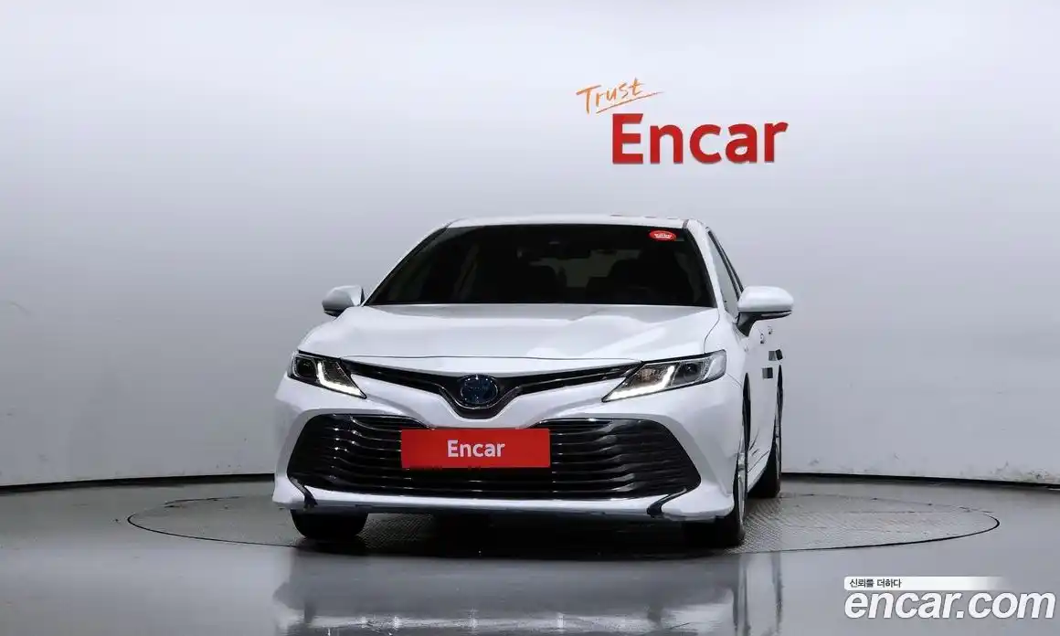 Toyota Camry 2019 2.5 Автомат в Москве № 215517, фото 13