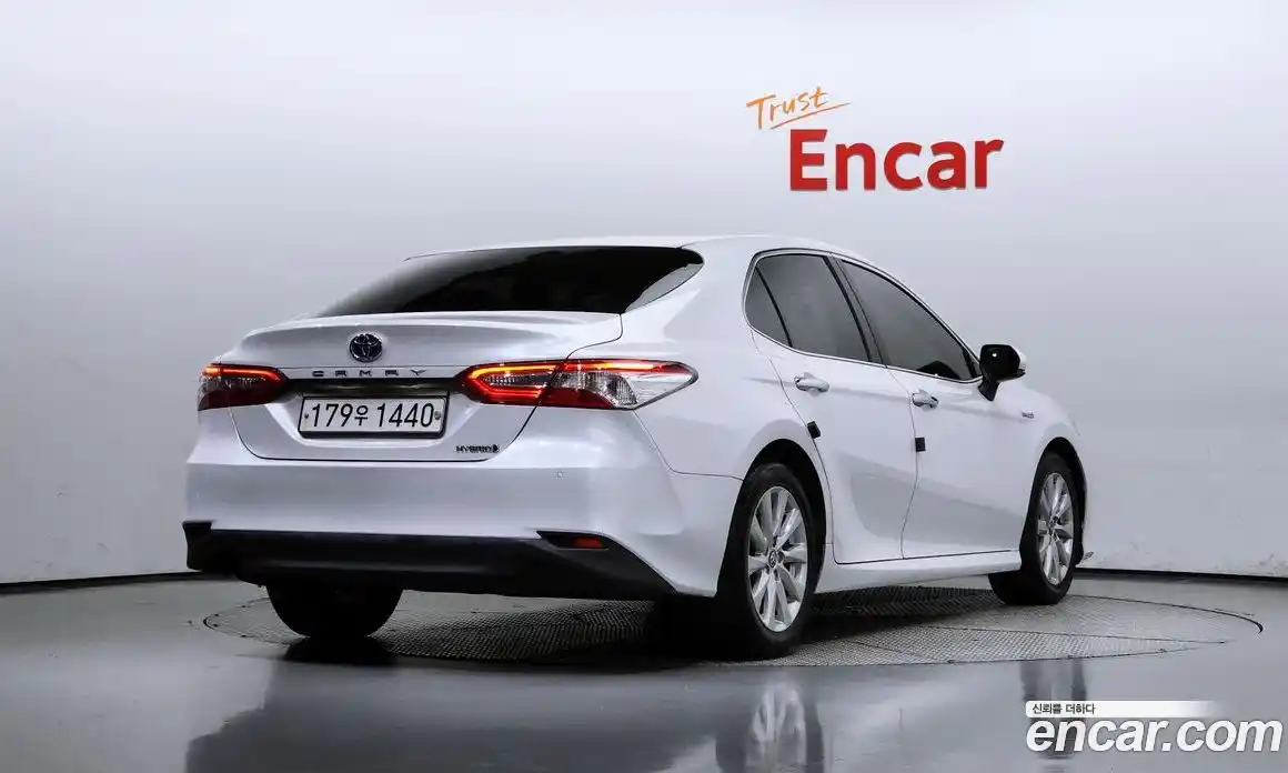 Toyota Camry 2019 2.5 Автомат в Москве № 215517, фото 14