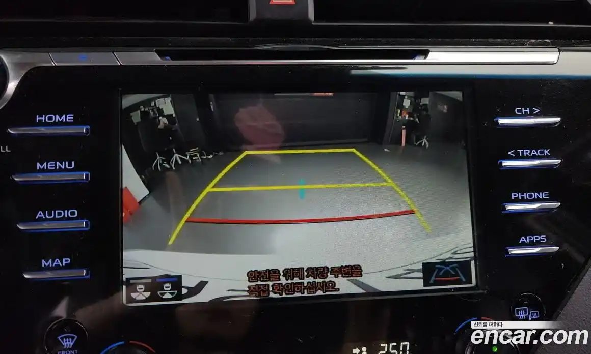 Toyota Camry 2019 2.5 Автомат в Москве № 215517, фото 9