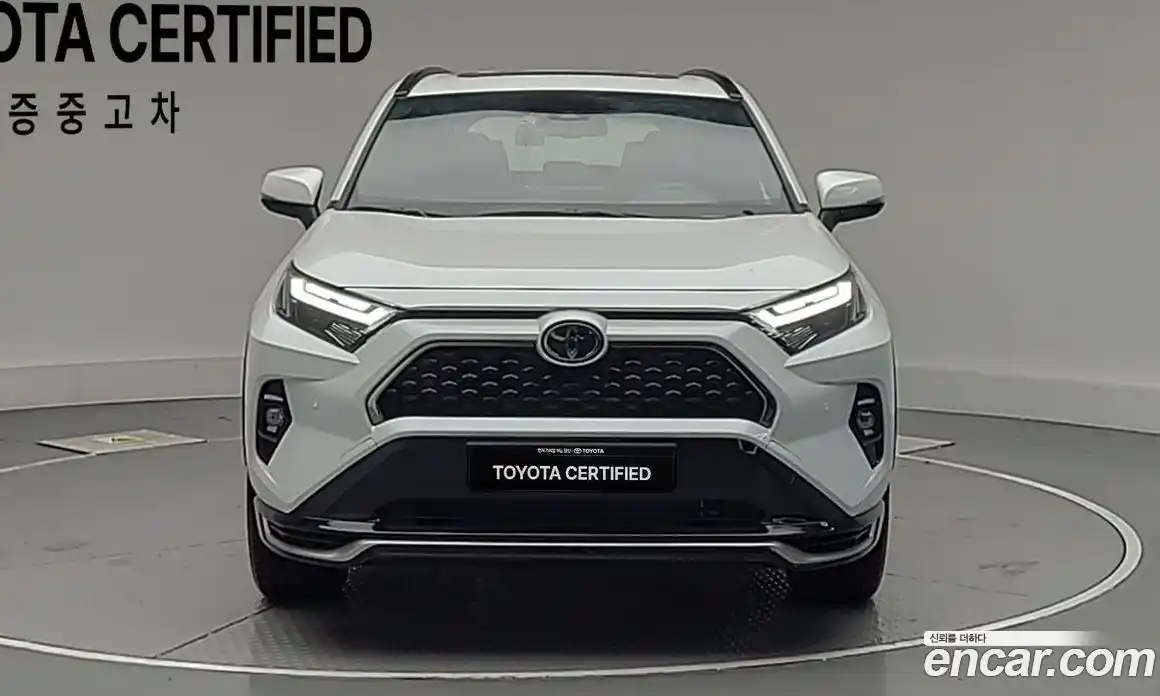 Toyota RAV4 2025 2.5 Автомат в Москве № 215564, фото 3