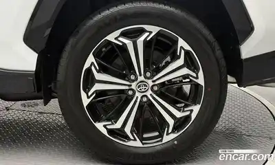 Toyota RAV4 2025 2.5 Автомат в Москве № 215564, миниатюра 5