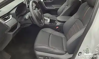 Toyota RAV4 2025 2.5 Автомат в Москве № 215564, миниатюра 10