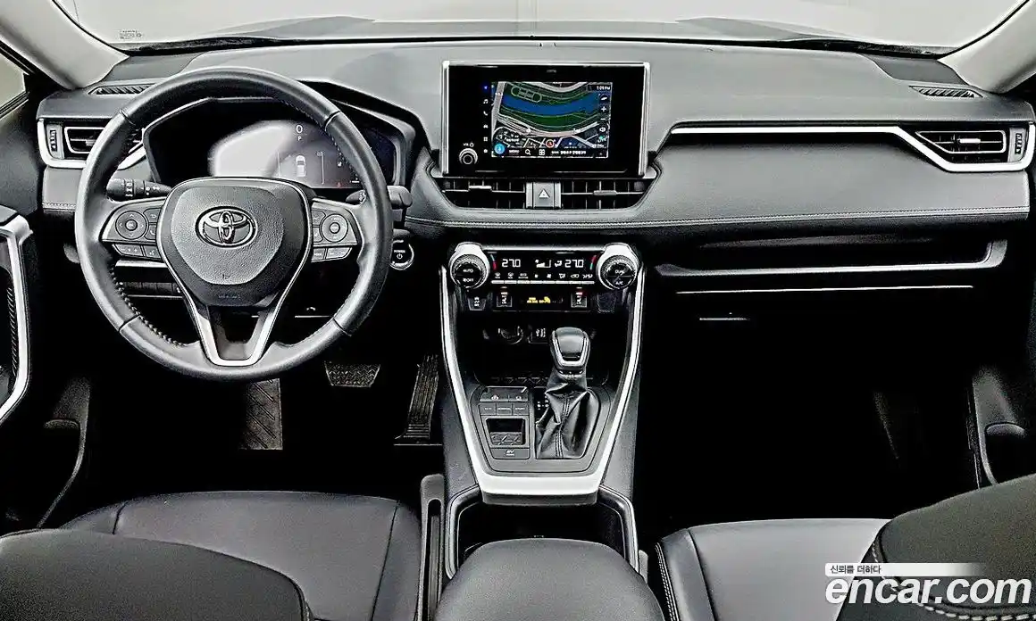 Toyota RAV4 2024 2.5 Автомат в Москве № 215610, фото 14