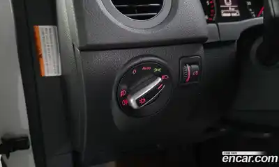 Volkswagen Tiguan 2015 2.0 Автомат в Москве № 218620, миниатюра 2