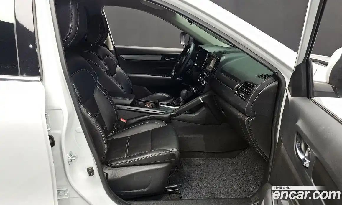 Renault QM6 2024 2.0 Автомат в Москве № 221866, фото 19