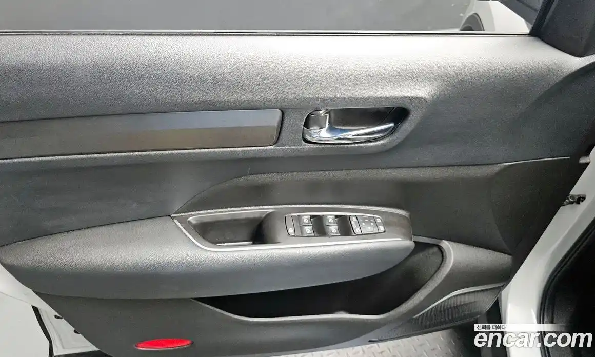 Renault QM6 2024 2.0 Автомат в Москве № 221866, фото 3