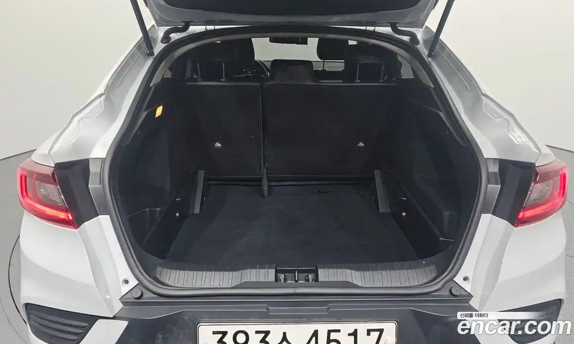 Renault XM3 2023 1.6 Автомат в Москве № 222615, фото 19