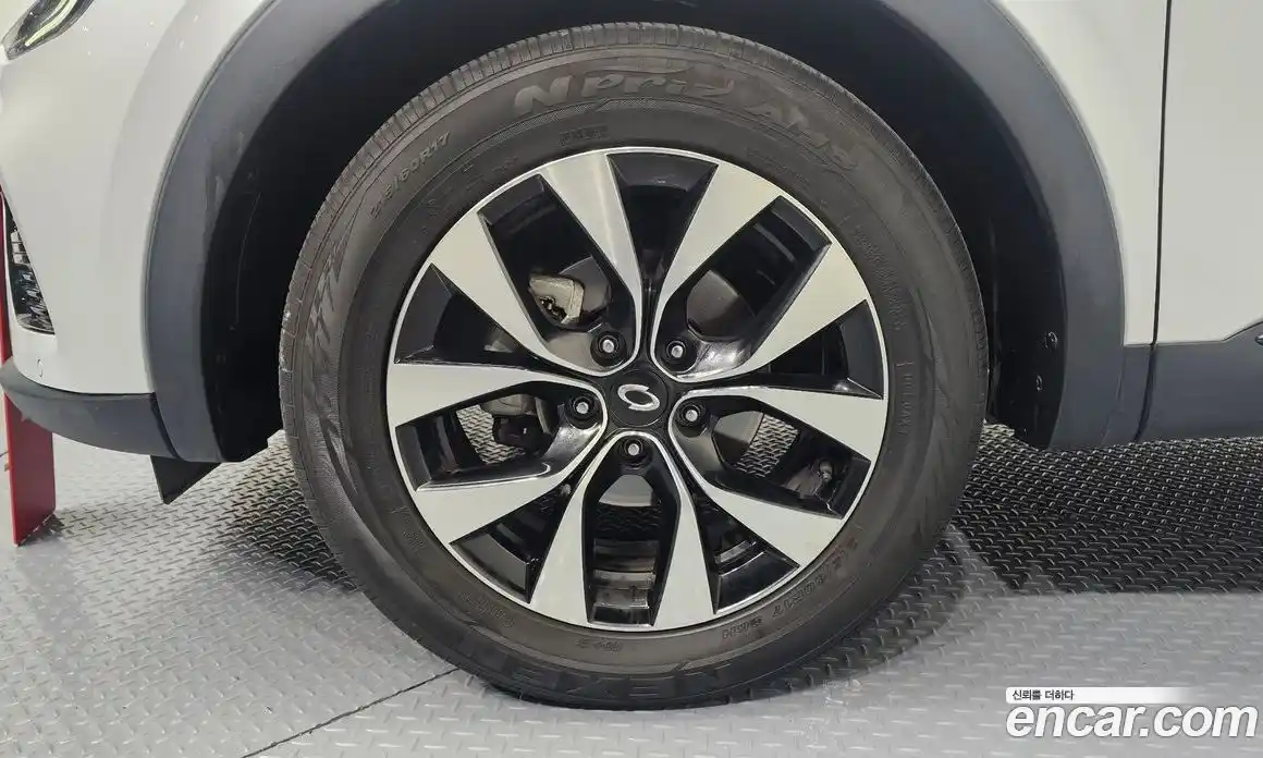 Renault XM3 2023 1.6 Автомат в Москве № 222615, фото 3