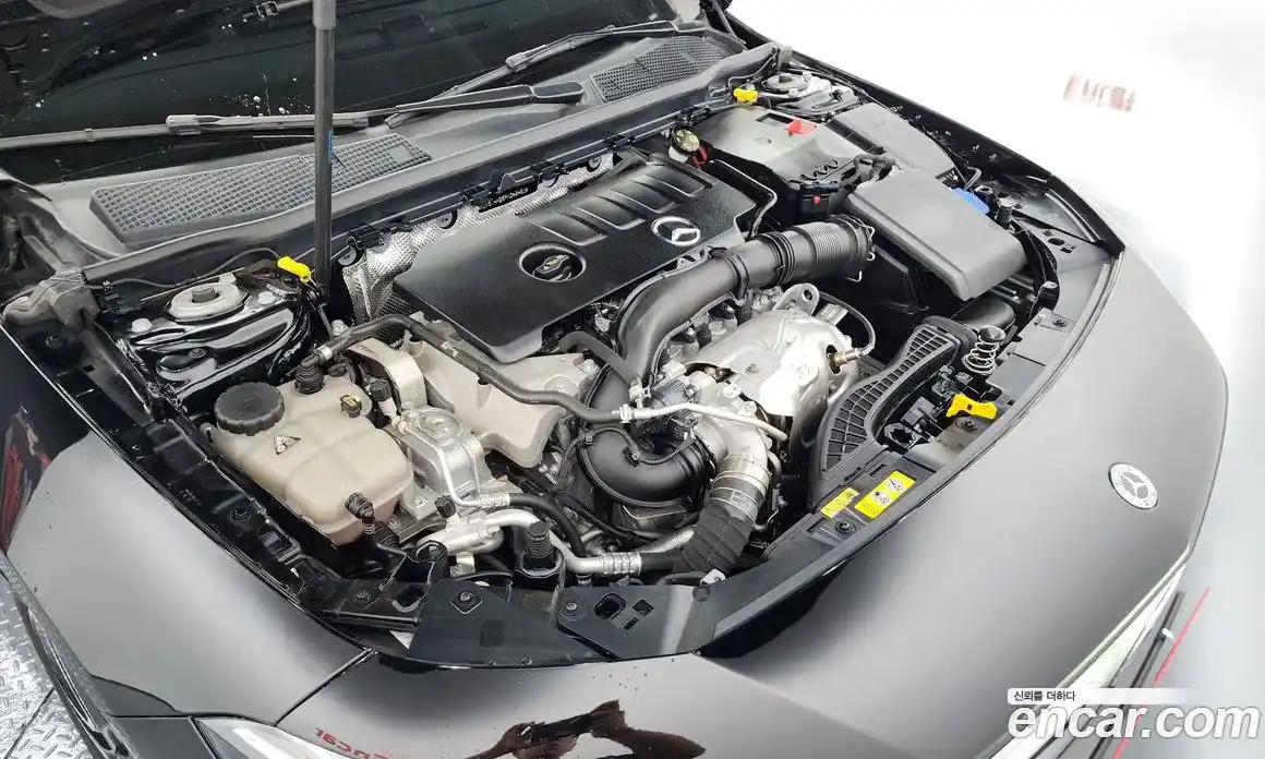 Mercedes-Benz CLA-Class 2023 2.0 Автомат в Москве № 223732, фото 18