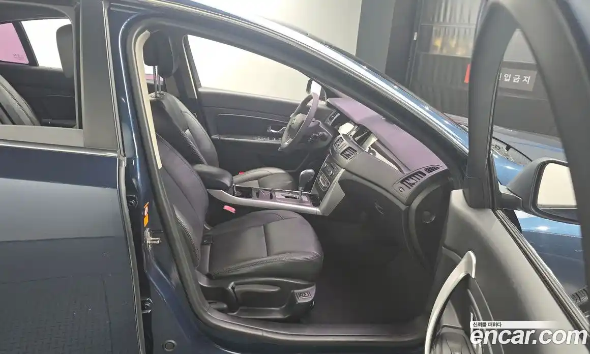 Renault SM5 2015 2.0 Автомат в Москве № 224886, фото 13