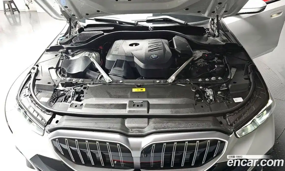 BMW 5-Series 2025 2.0 Автомат в Москве № 227720, фото 16