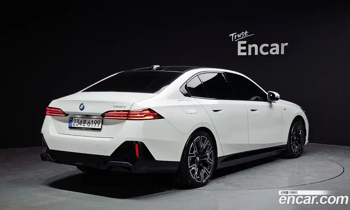 BMW 5-Series 2025 2.0 Автомат в Москве № 227720, фото 17