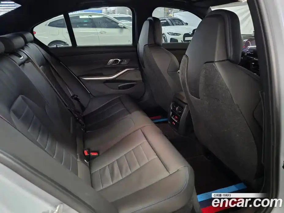 BMW 3-Series 2025 3.0 Автомат в Москве № 227766, фото 10