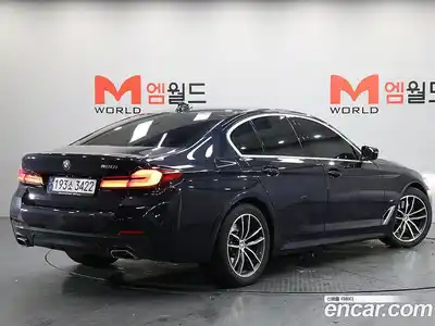 BMW 5-Series 2023 2.0 Автомат в Москве № 228522, миниатюра 3