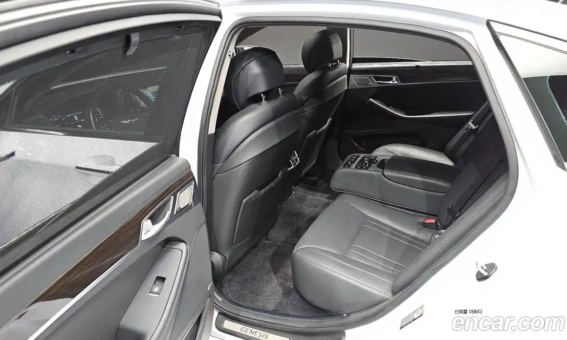 Genesis G80 2018 3.3 Автомат в Москве № 22878, фото 14