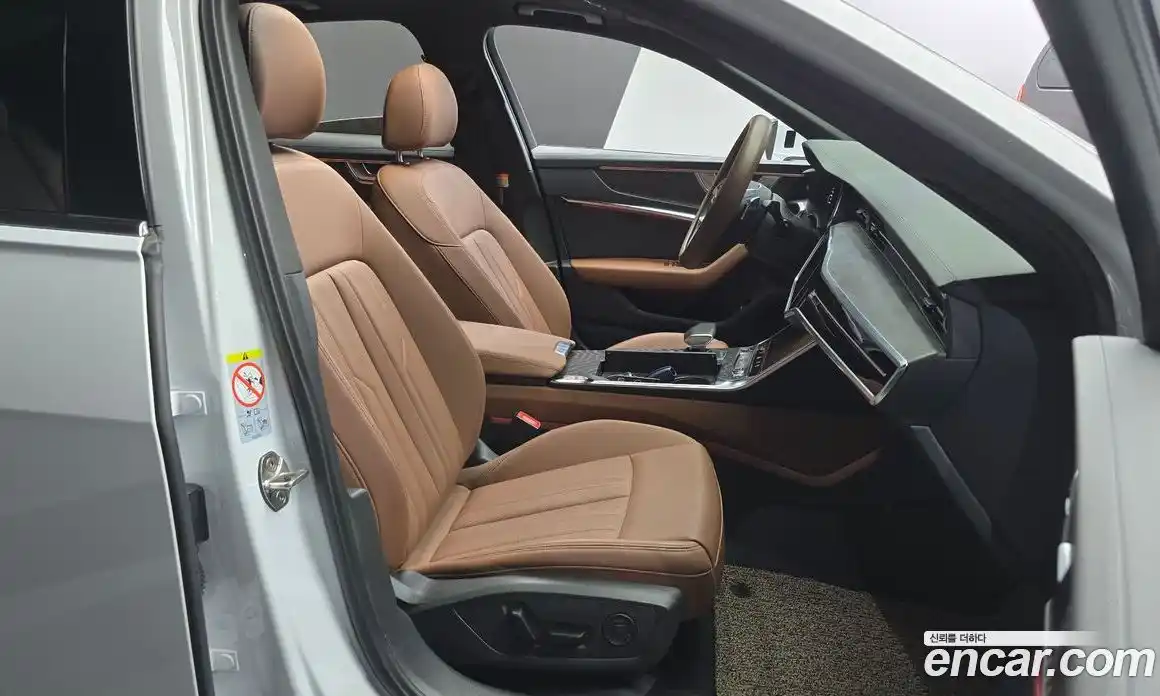 Audi A6 2023 2.0 Автомат в Москве № 229692, фото 11