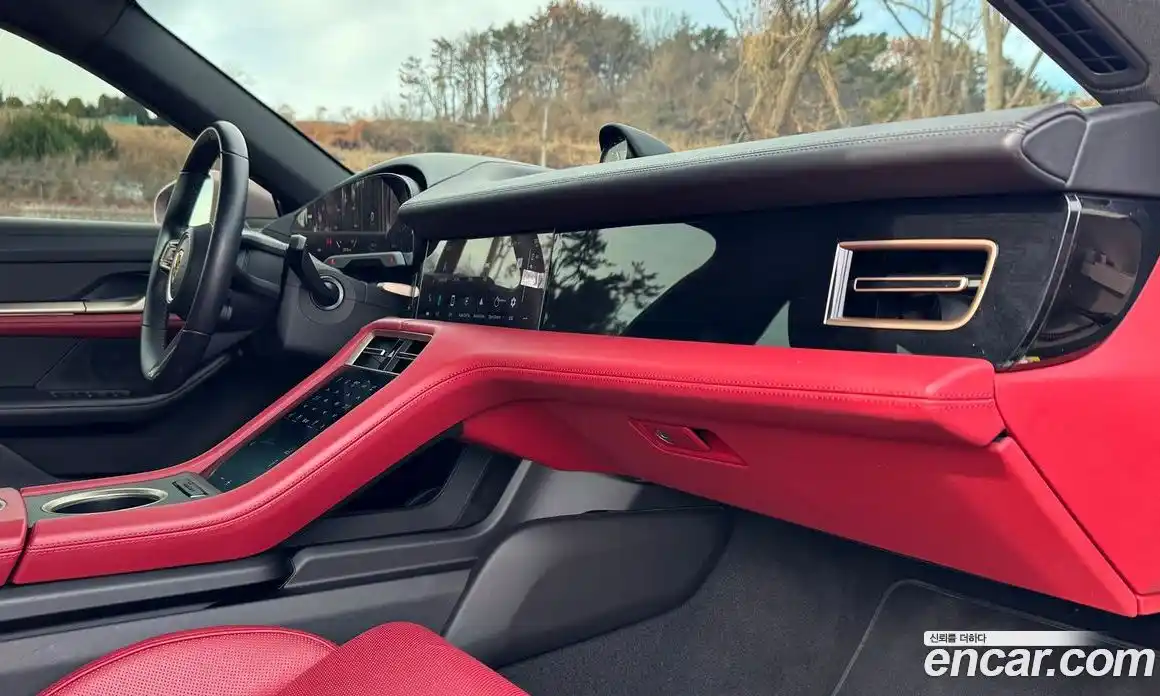 Porsche Taycan 2022 0.1 Автомат в Москве № 231014, фото 11