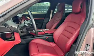 Porsche Taycan 2022 0.1 Автомат в Москве № 231014, миниатюра 12