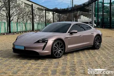 Porsche Taycan 2022 0.1 Автомат в Москве № 231014, миниатюра 5