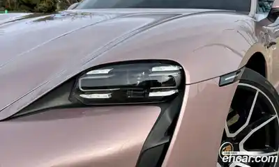 Porsche Taycan 2022 0.1 Автомат в Москве № 231014, миниатюра 6