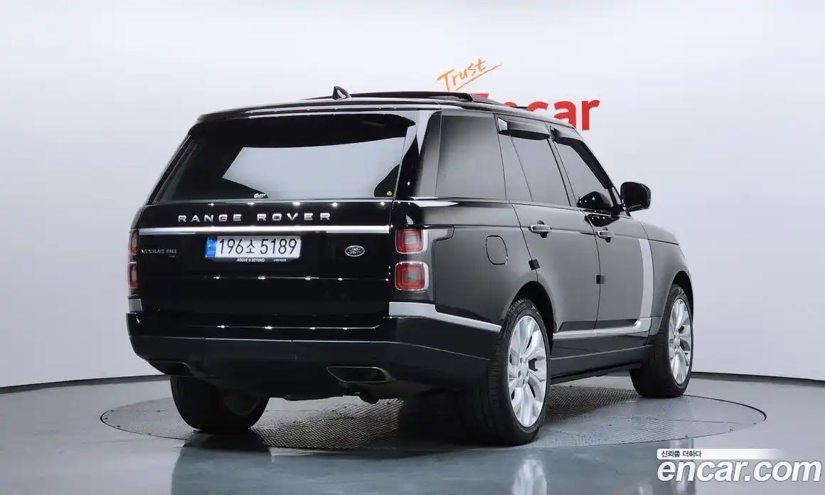 Land Rover Range-Rover 2022 3.0 Автомат в Москве № 231264, фото 17