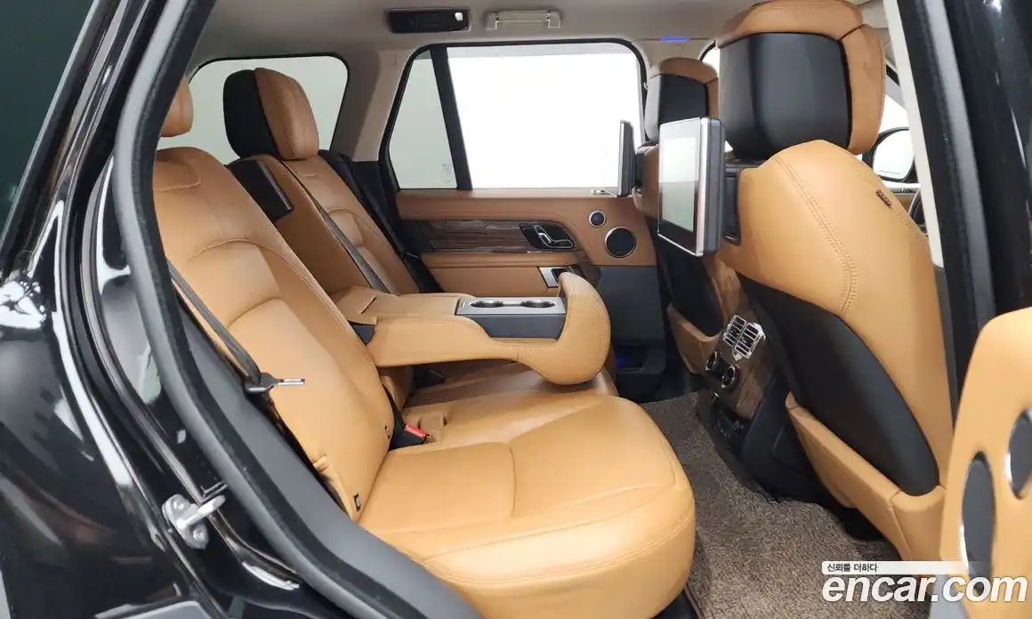 Land Rover Range-Rover 2022 3.0 Автомат в Москве № 231264, фото 8