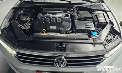 Volkswagen Passat 2018 2.0 Автомат в Москве № 232070, миниатюра 8