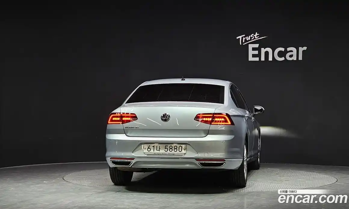 Volkswagen Passat 2018 2.0 Автомат в Москве № 232070, фото 10