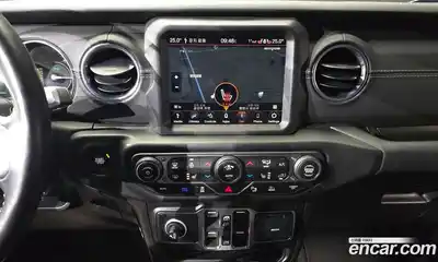 Jeep Wrangler 2022 2.0 Автомат в Москве № 232283, миниатюра 9