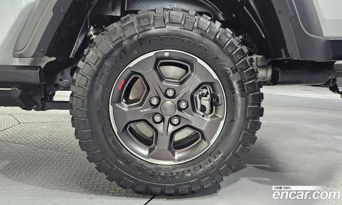 Jeep Gladiator 2021 3.6 Автомат в Москве № 232308, фото 19