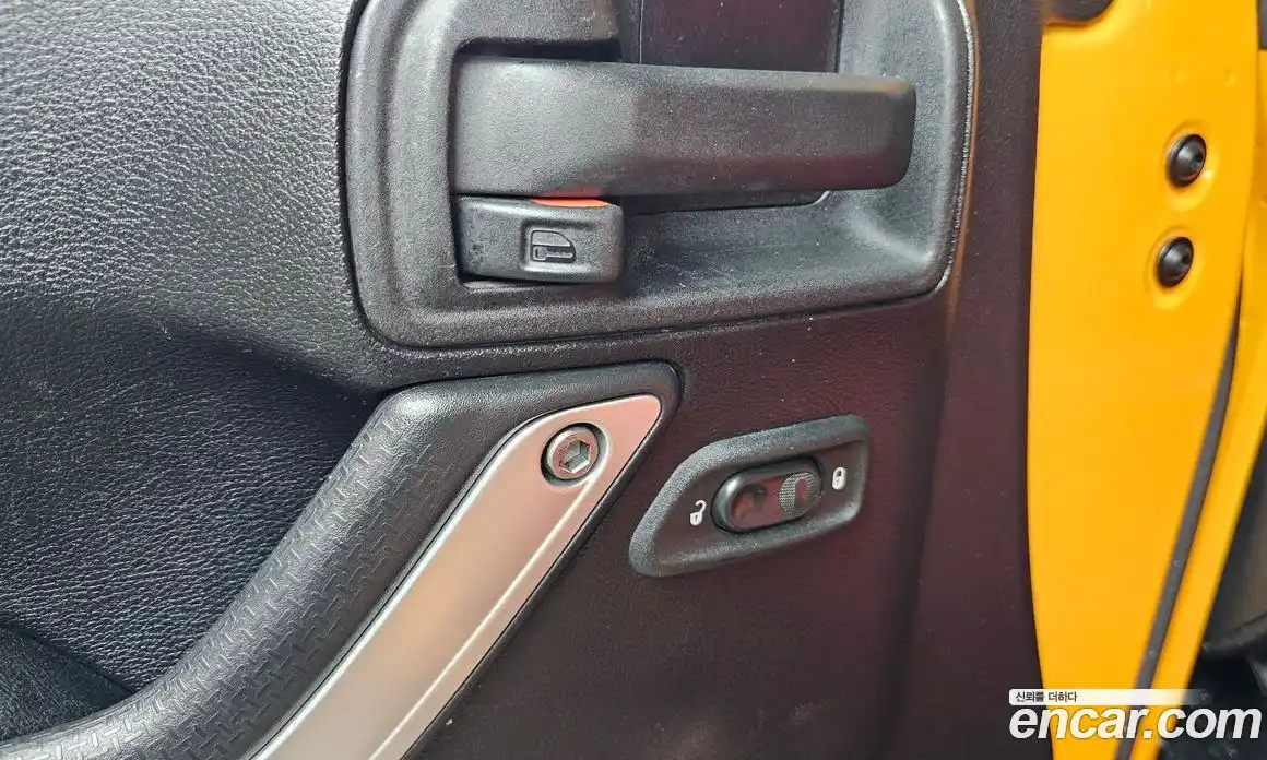 Jeep Wrangler 2013 2.8 Автомат в Москве № 232480, фото 17