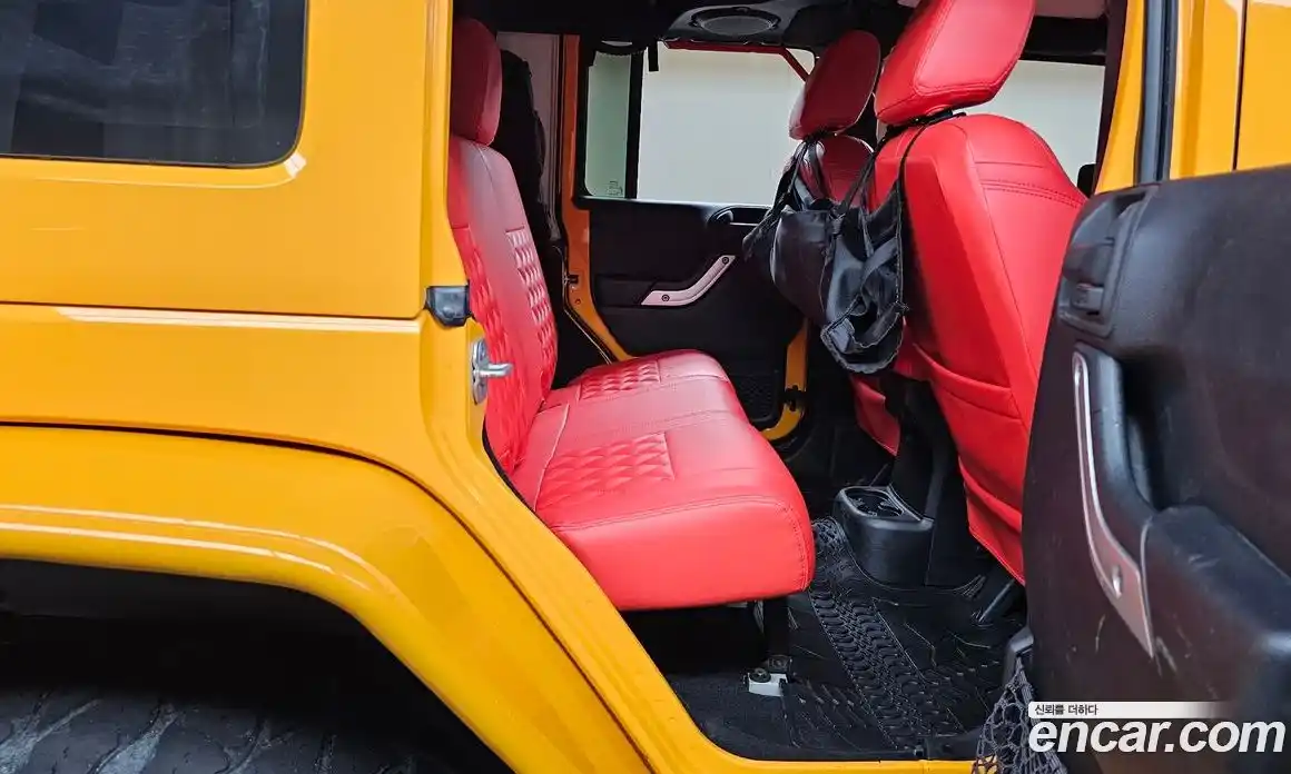 Jeep Wrangler 2013 2.8 Автомат в Москве № 232480, фото 19