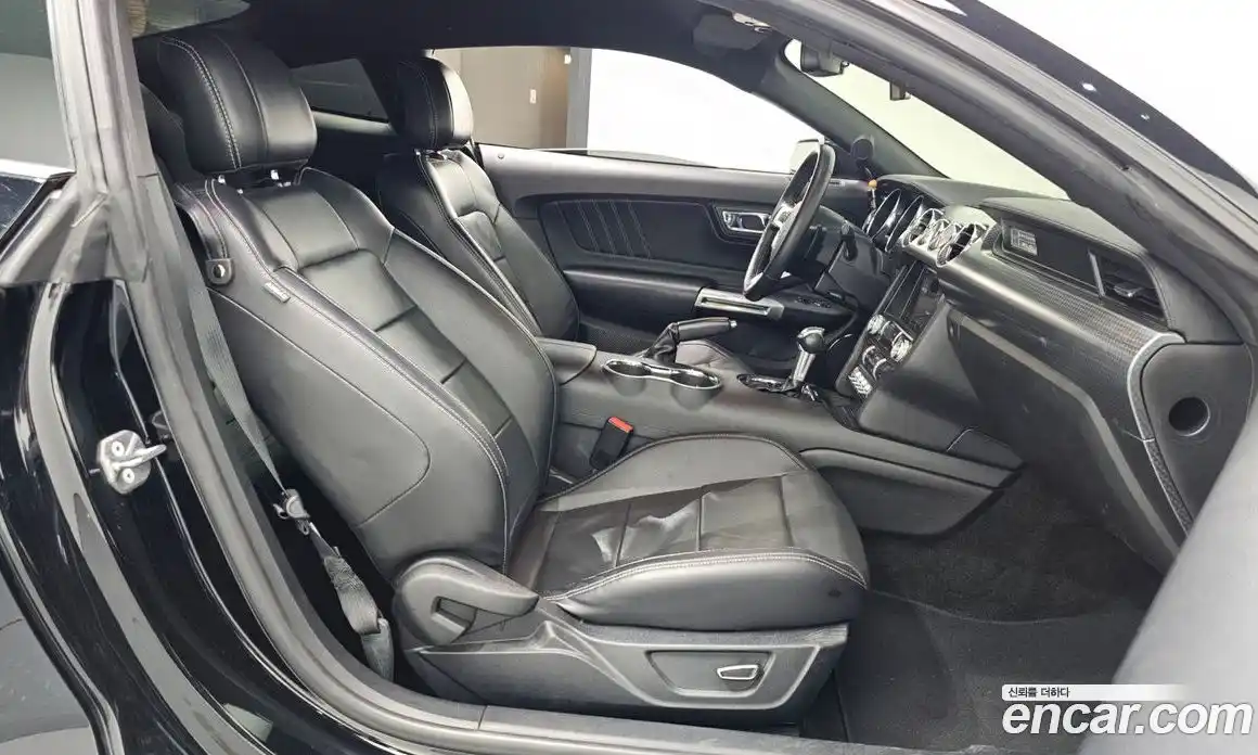 Ford Mustang 2017 2.3 Автомат в Москве № 233243, фото 17