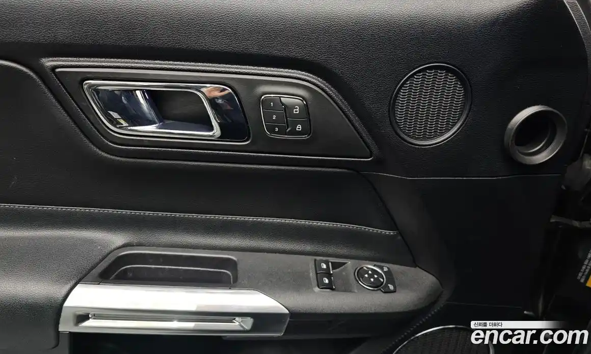 Ford Mustang 2017 2.3 Автомат в Москве № 233243, фото 20