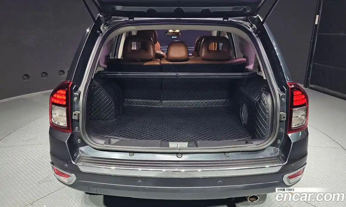 Jeep Compass 2014 2.4 Автомат в Москве № 237767, фото 3