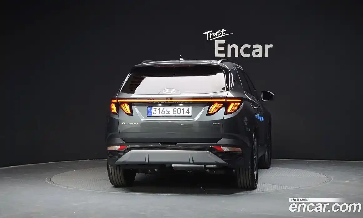 Hyundai Tucson 2023 2.0 Автомат в Москве № 2400, фото 17