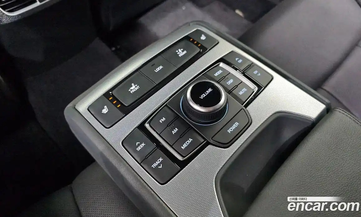 Genesis G80 2018 3.3 Автомат в Москве № 24386, фото 14