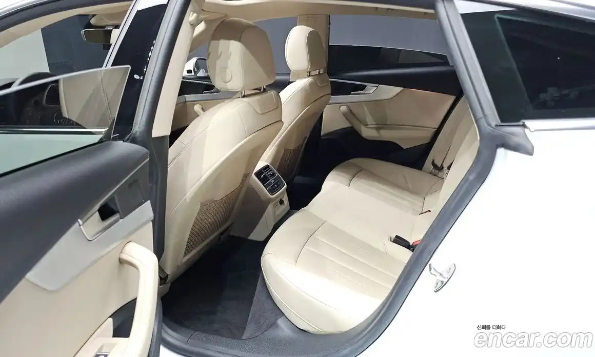 Audi A5 2023 2.0 Автомат в Москве № 245108, фото 12