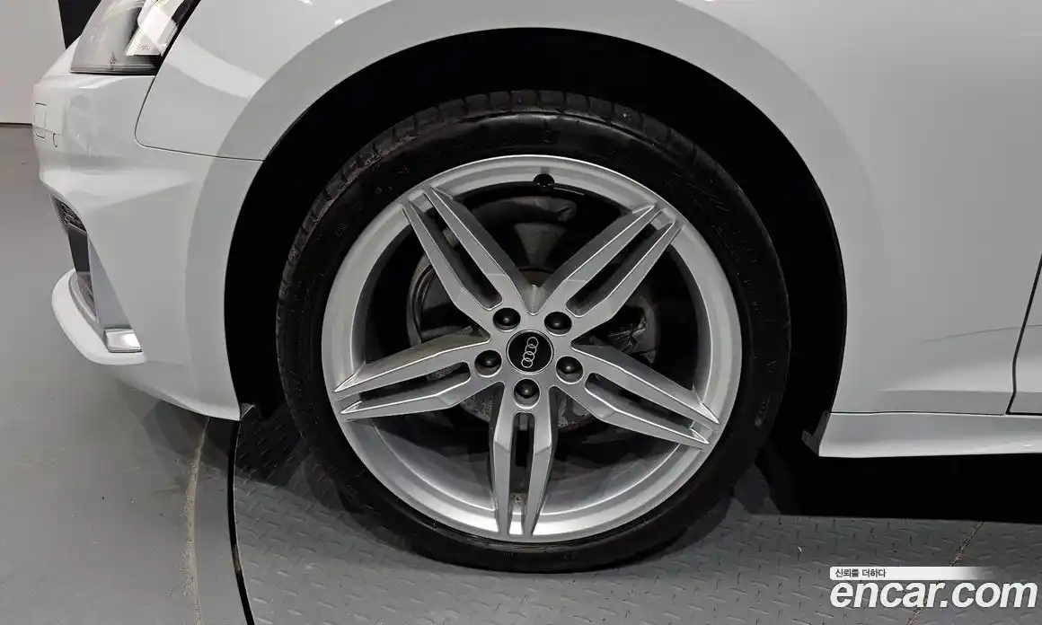 Audi A5 2023 2.0 Автомат в Москве № 245108, фото 5