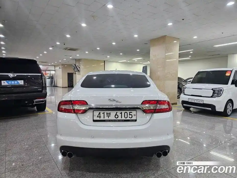 Jaguar XF 2014 2.0 Автомат в Москве № 248335, фото 4