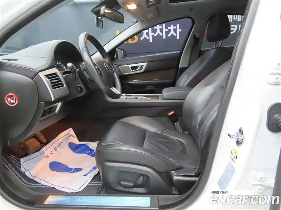 Jaguar XF 2014 2.0 Автомат в Москве № 248335, фото 5