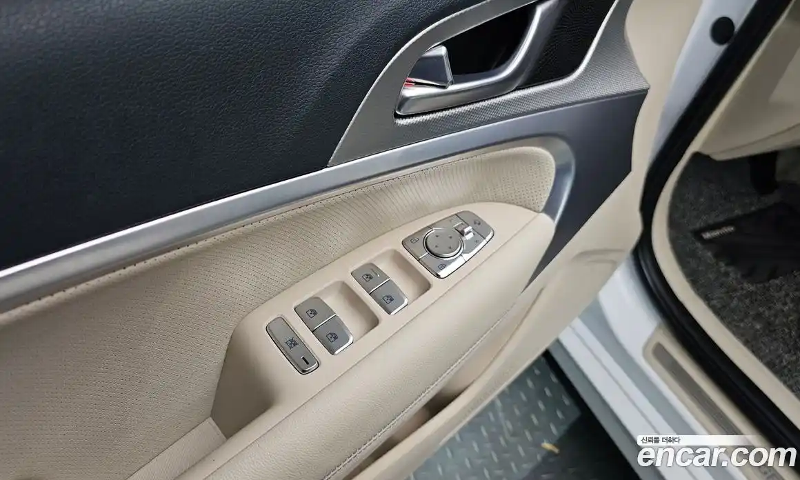 Genesis G70 2024 2.5 Автомат в Москве № 25276, фото 5