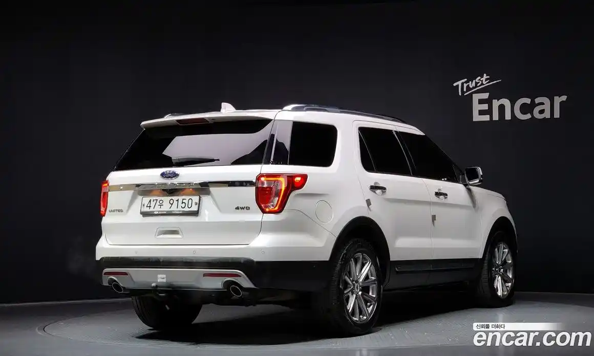 Ford Explorer 2017 3.5 Автомат в Москве № 255576, фото 13