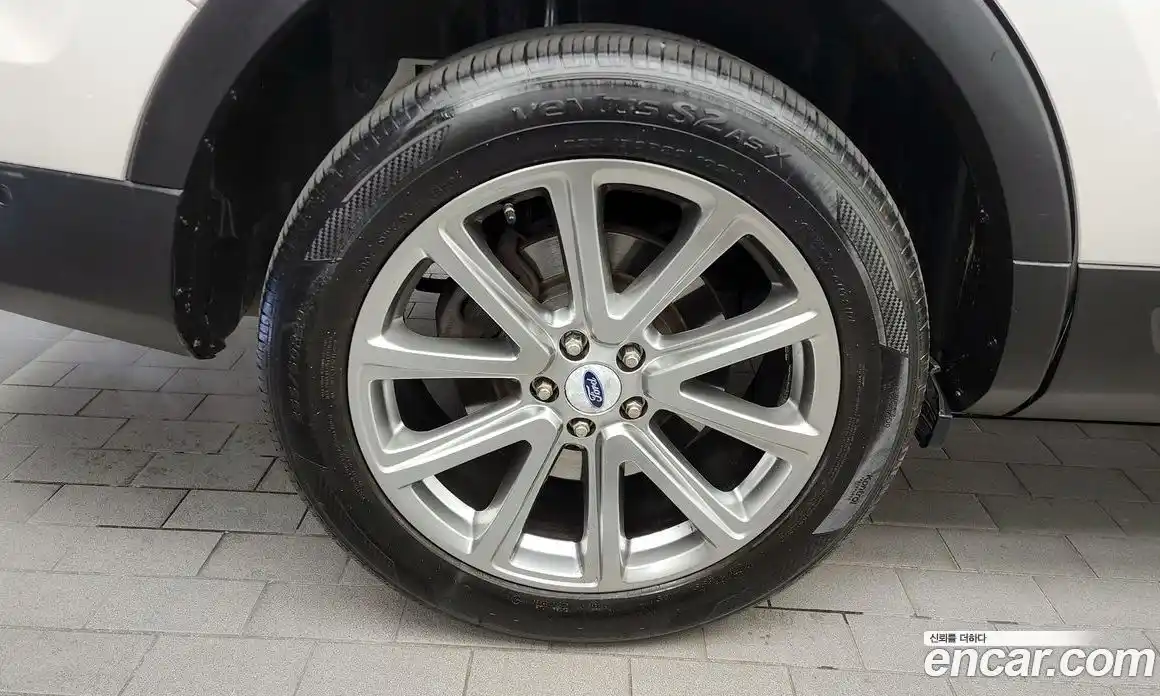 Ford Explorer 2017 3.5 Автомат в Москве № 255576, фото 15