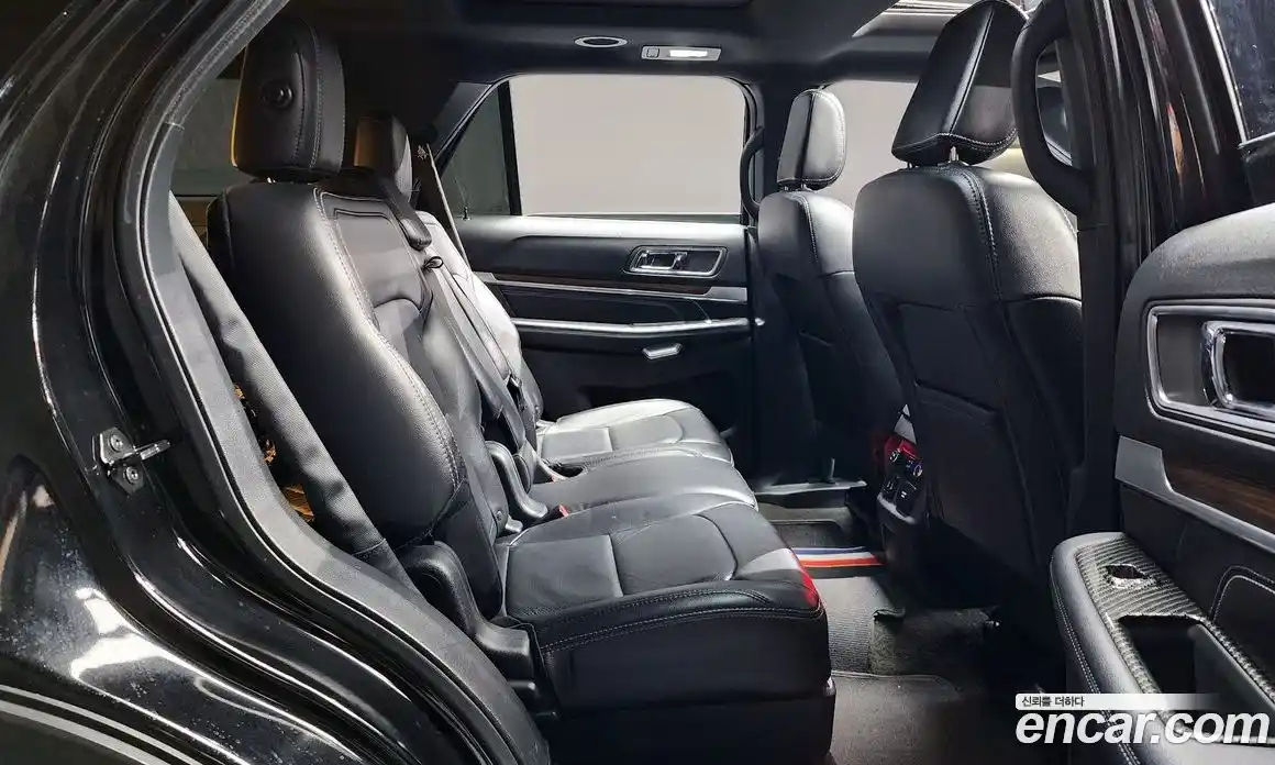 Ford Explorer 2018 2.3 Автомат в Москве № 255628, фото 18