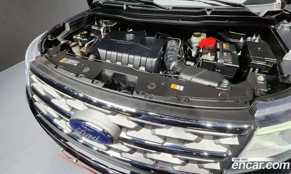 Ford Explorer 2018 2.3 Автомат в Москве № 255628, фото 3