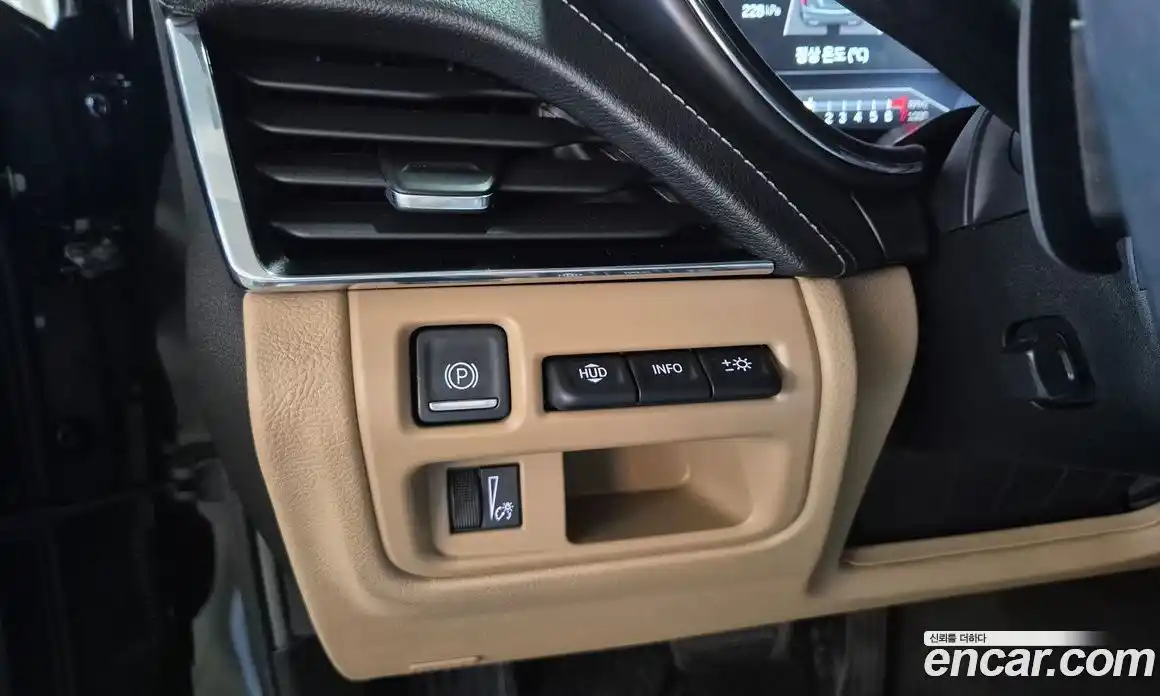 Cadillac CT5 2023 2.0 Автомат в Москве № 256509, фото 18