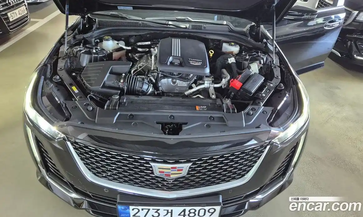 Cadillac CT5 2023 2.0 Автомат в Москве № 256509, фото 10