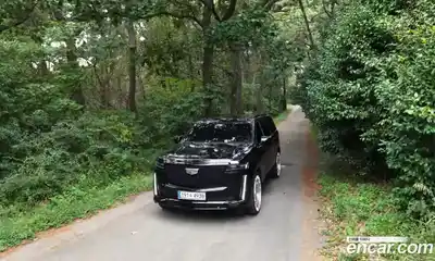 Cadillac Escalade 2023 6.2 Автомат в Москве № 256519, миниатюра 10